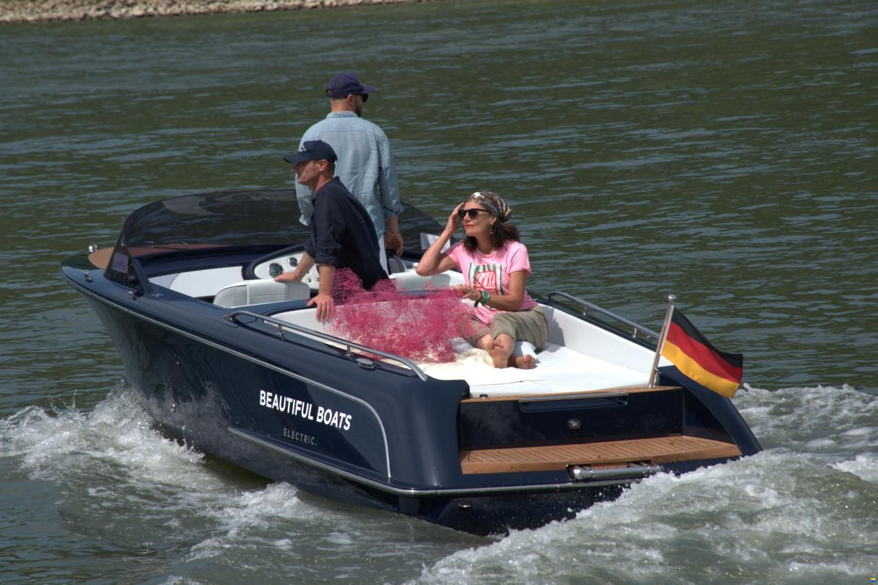 Marian Magic 640