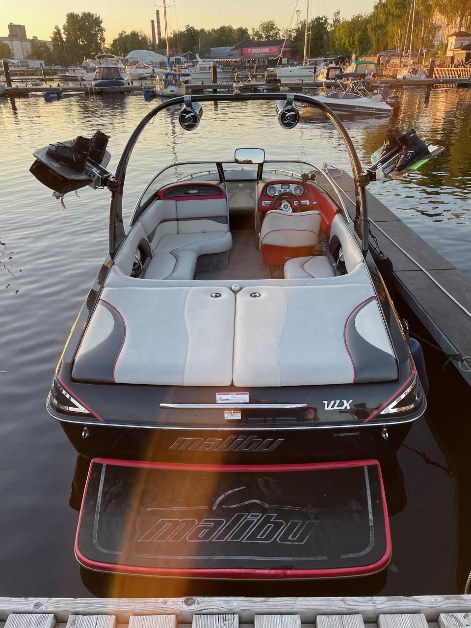 Malibu Wakesetter VLX 21