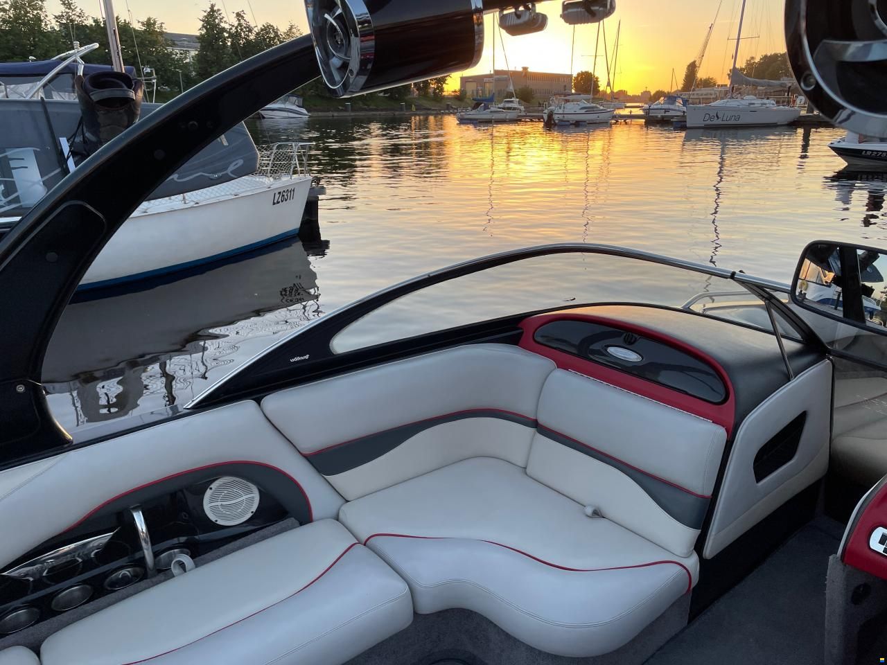 Malibu Wakesetter VLX 21