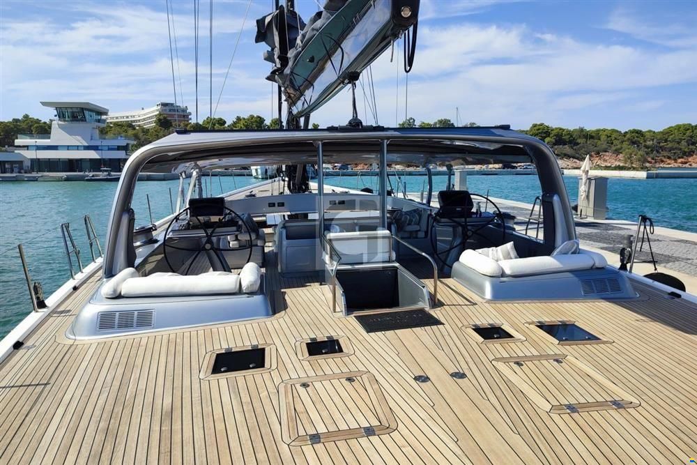 Pendennis Wally 106