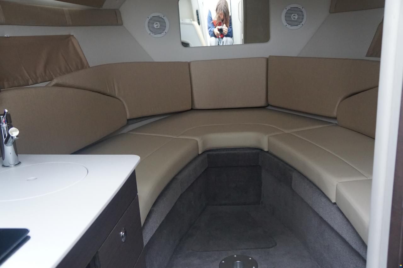 Bayliner Ciera 8