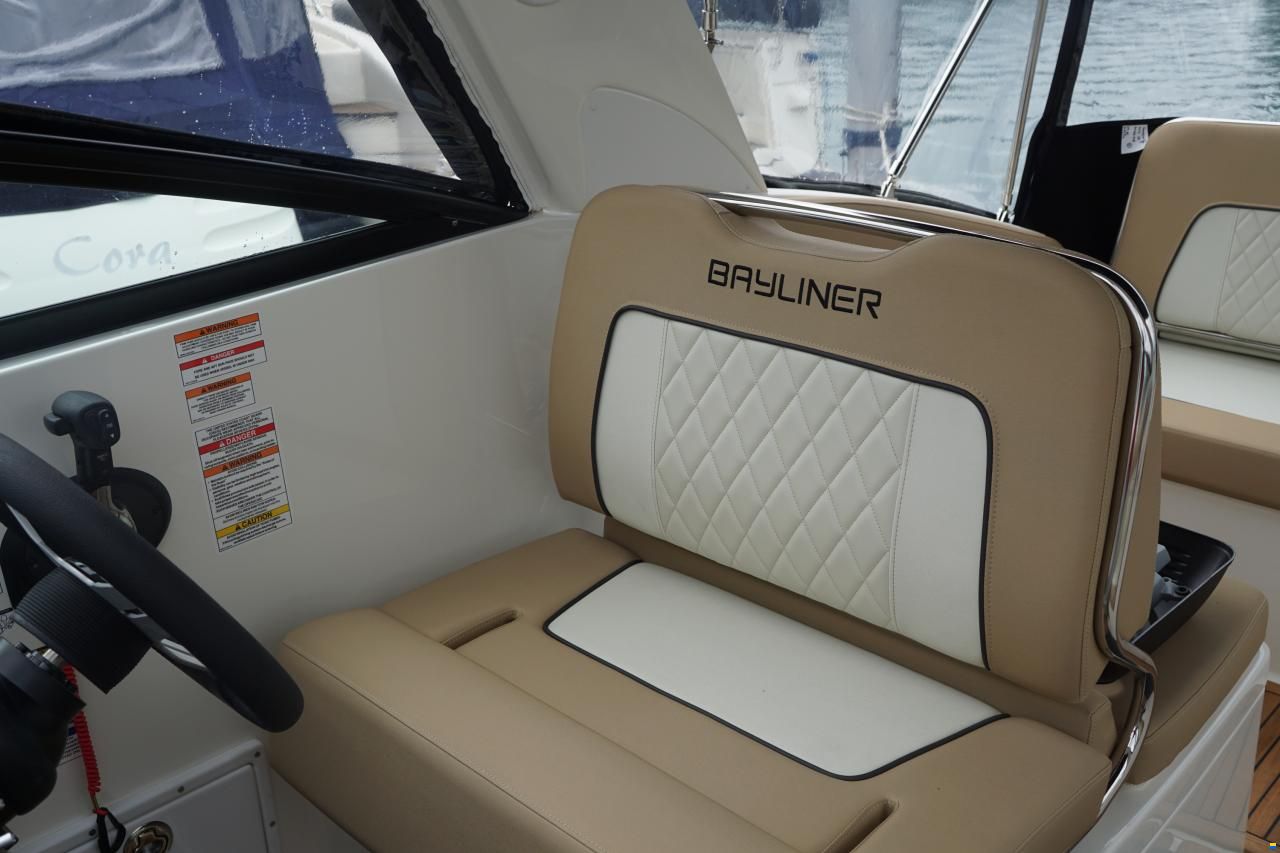 Bayliner Ciera 8
