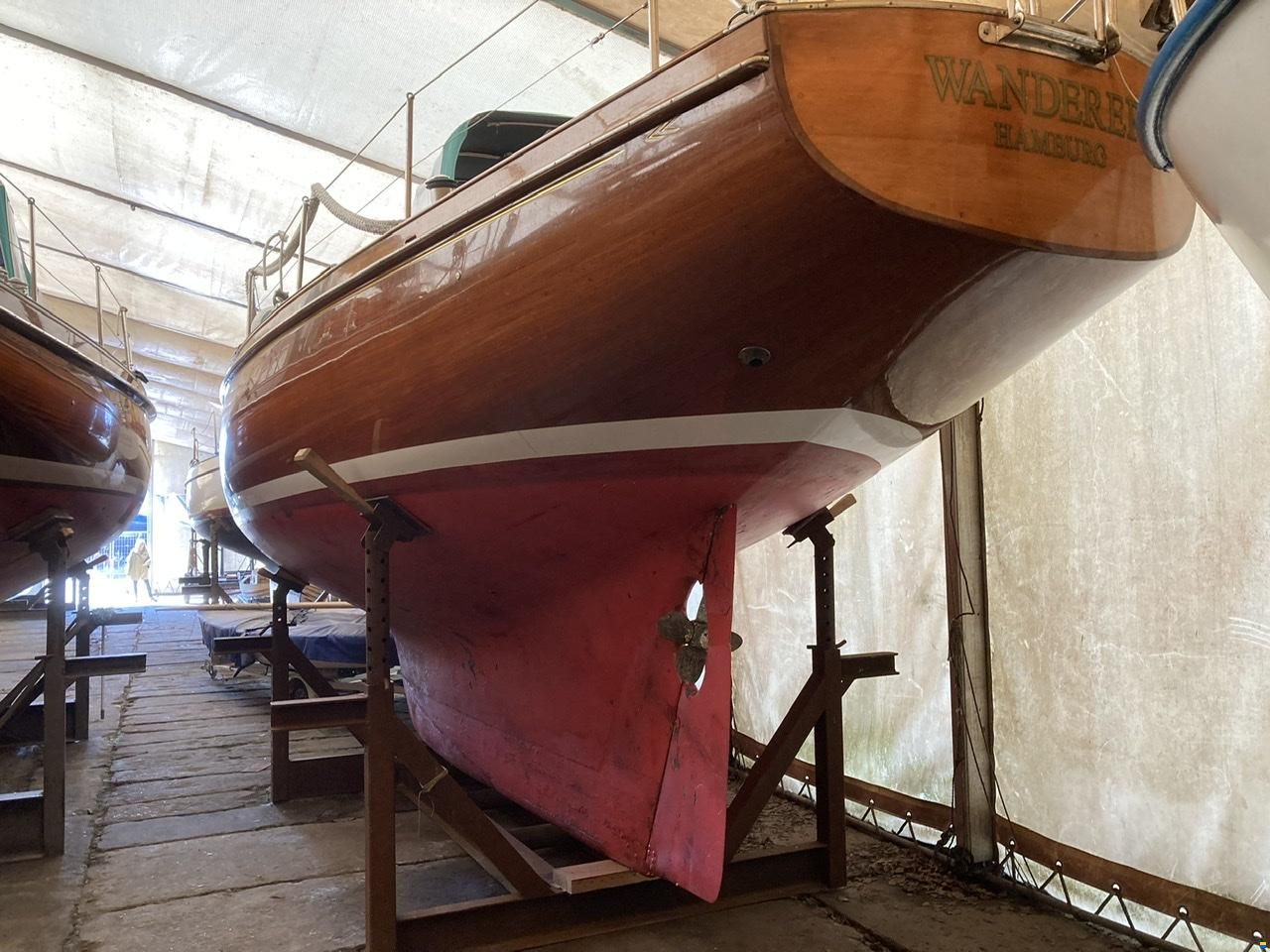 6 KR MAHAGONY YACHT MATTH./PAULS. ARNIS