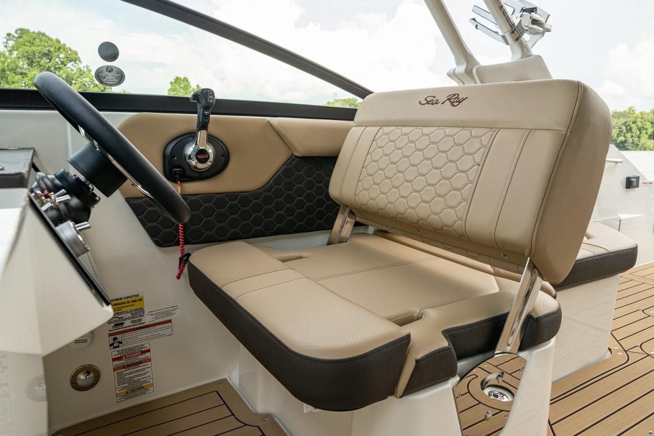 Sea Ray SDX 250 OB Europe