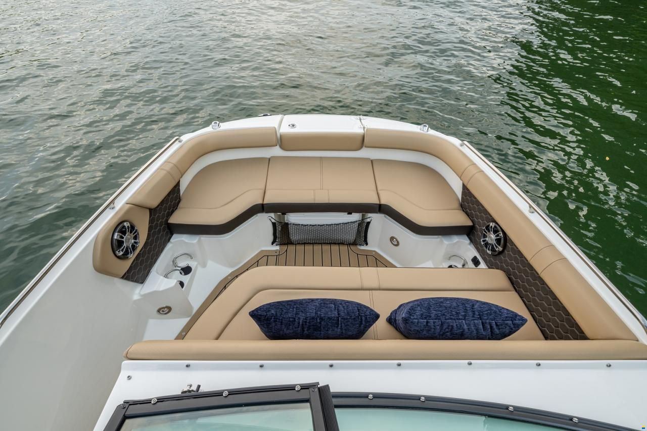 Sea Ray SDX 250 OB Europe