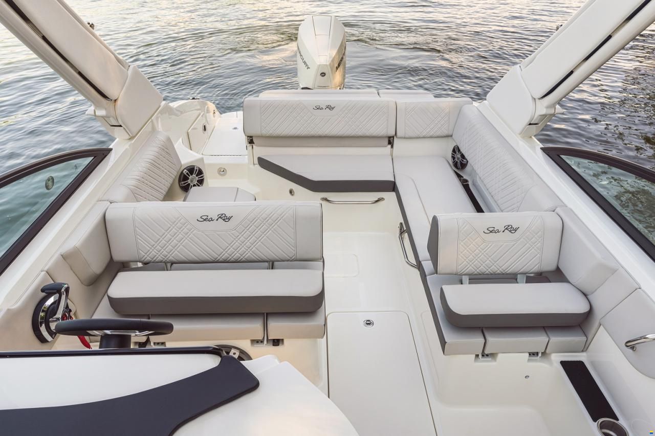 Sea Ray SDX 250 OB Europe