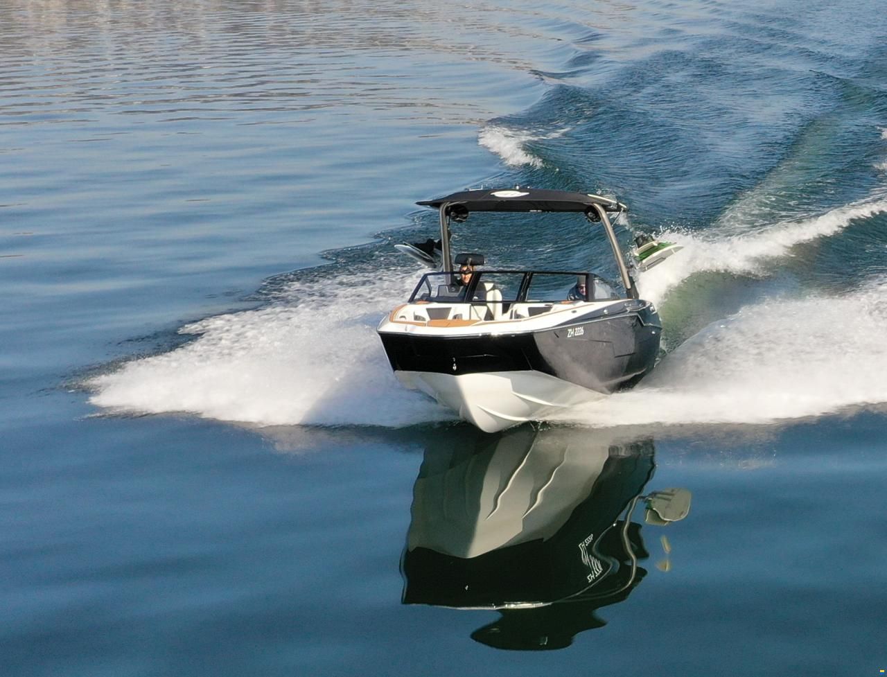Malibu M220