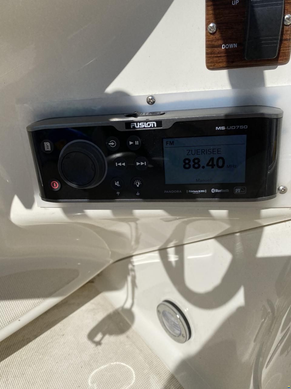 Chris Craft 210 Cuddy Cabin