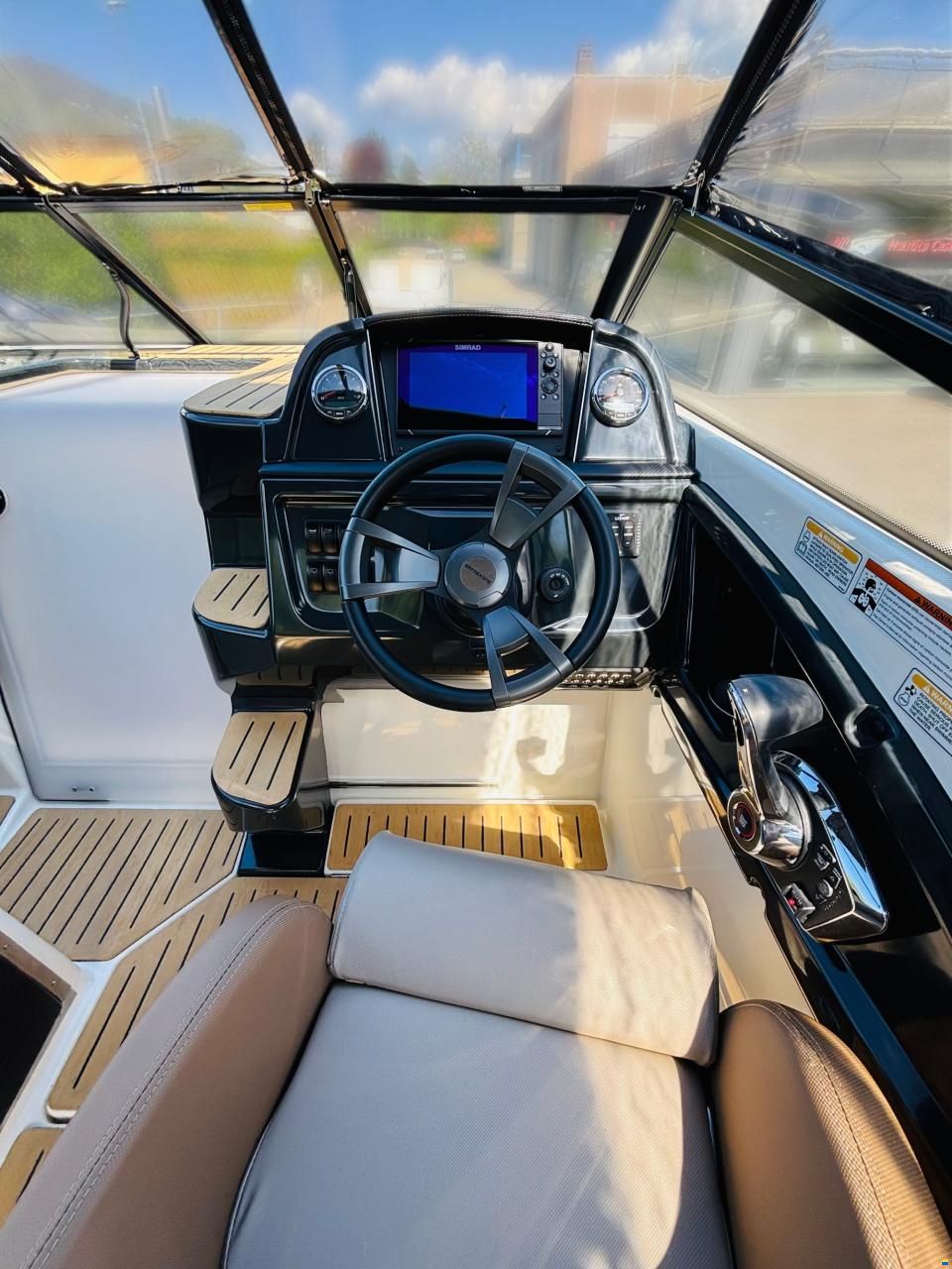 Quicksilver Activ 755 Cruiser