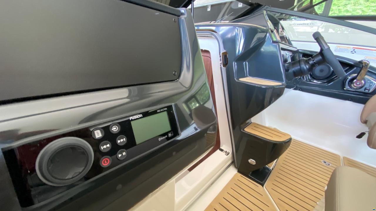 Quicksilver Activ 755 Cruiser