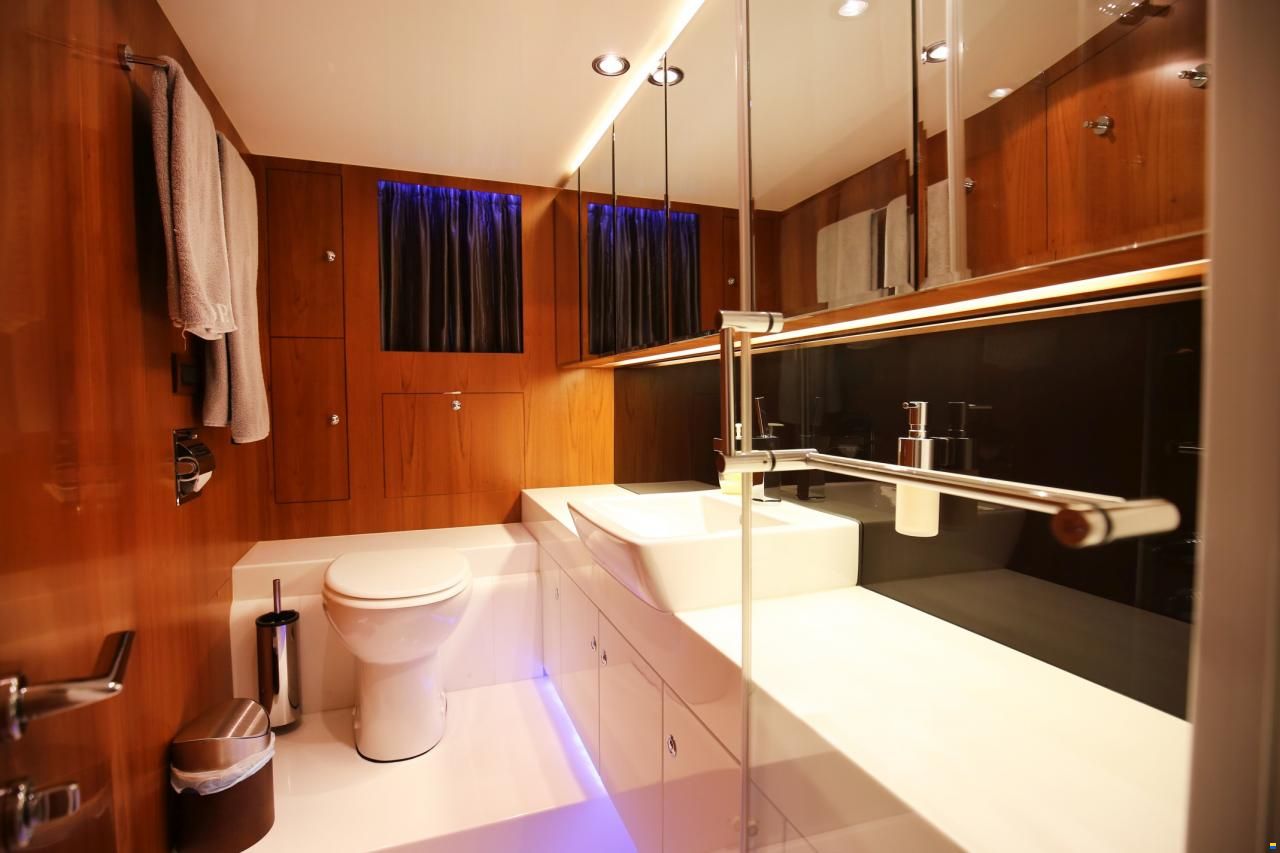 Elegance 60 Open