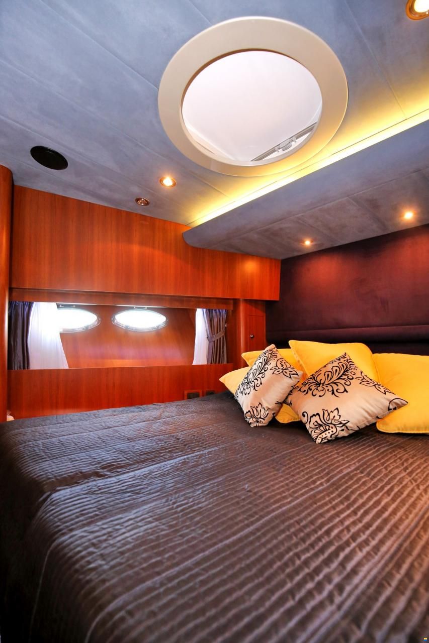 Elegance 60 Open
