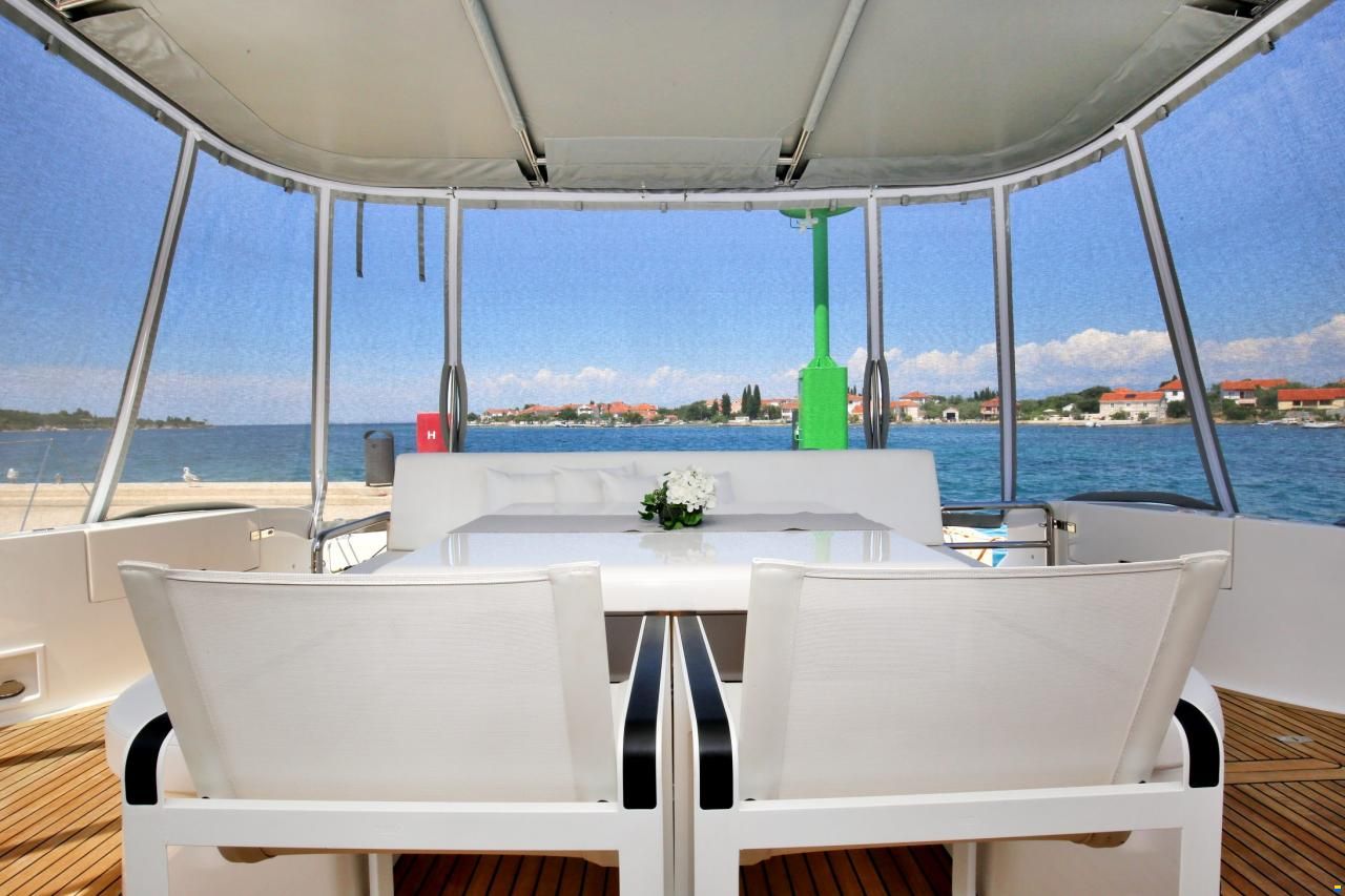 Elegance 60 Open