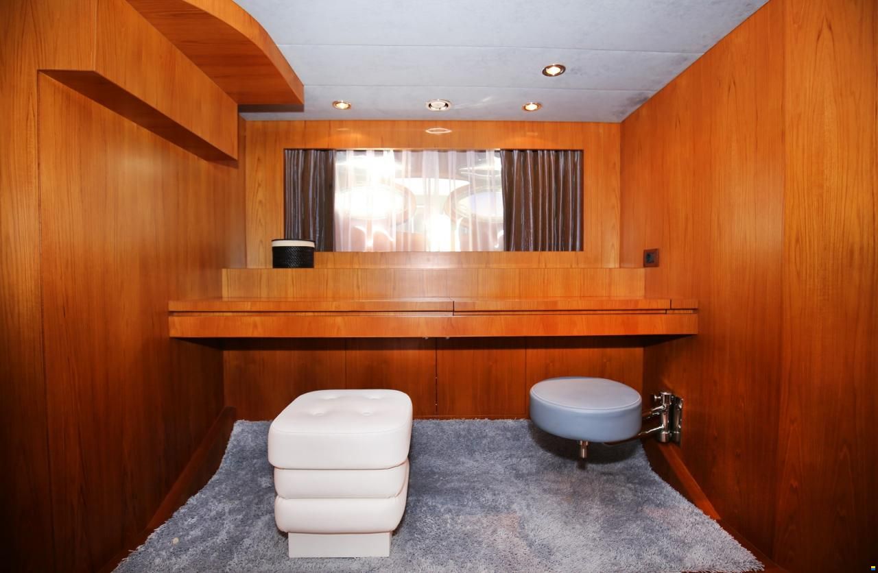 Elegance 60 Open