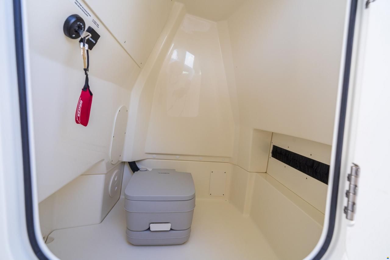 Boston Whaler 250 Dauntless