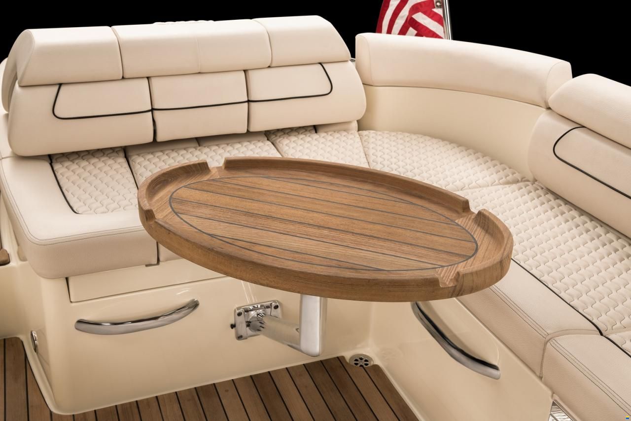 Chris Craft Launch 28 GT Outboard