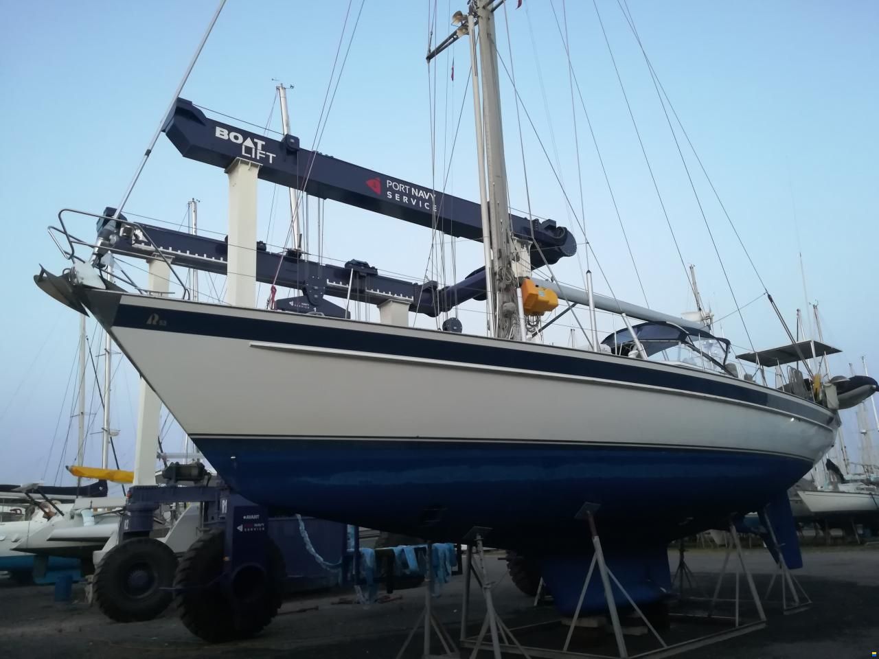 Hallberg-Rassy 53