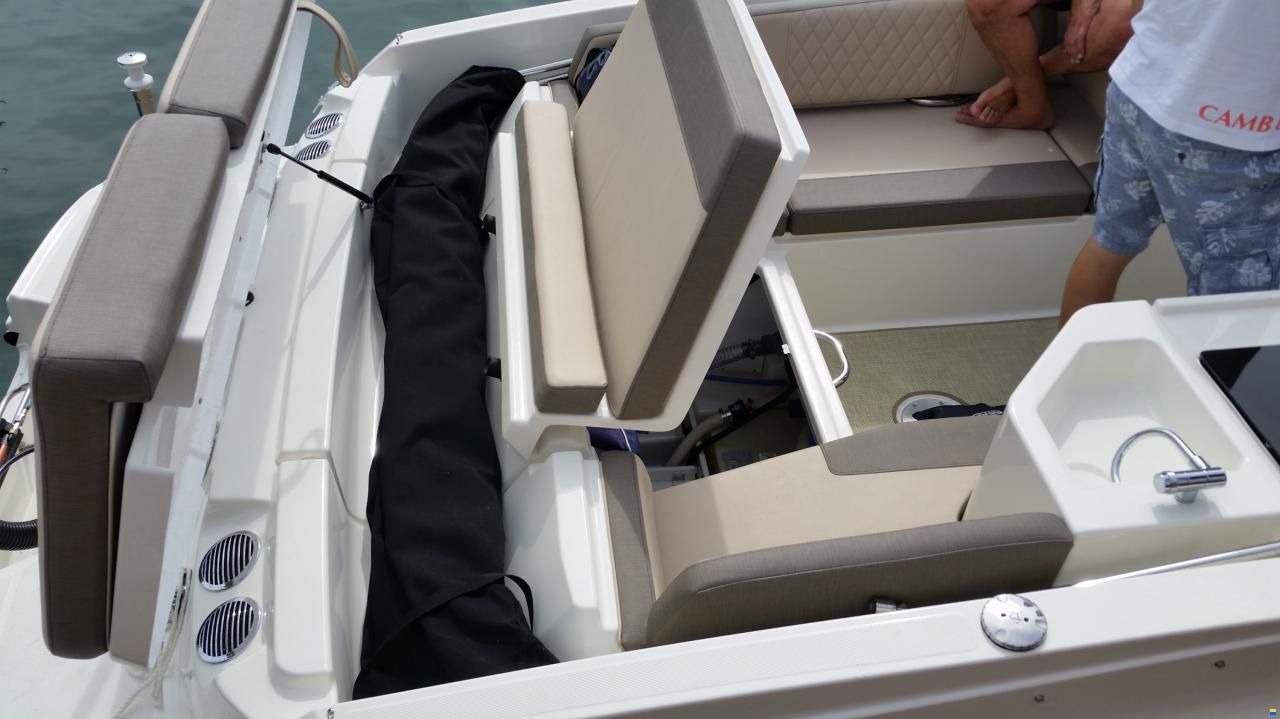 Bayliner VR6 CUO