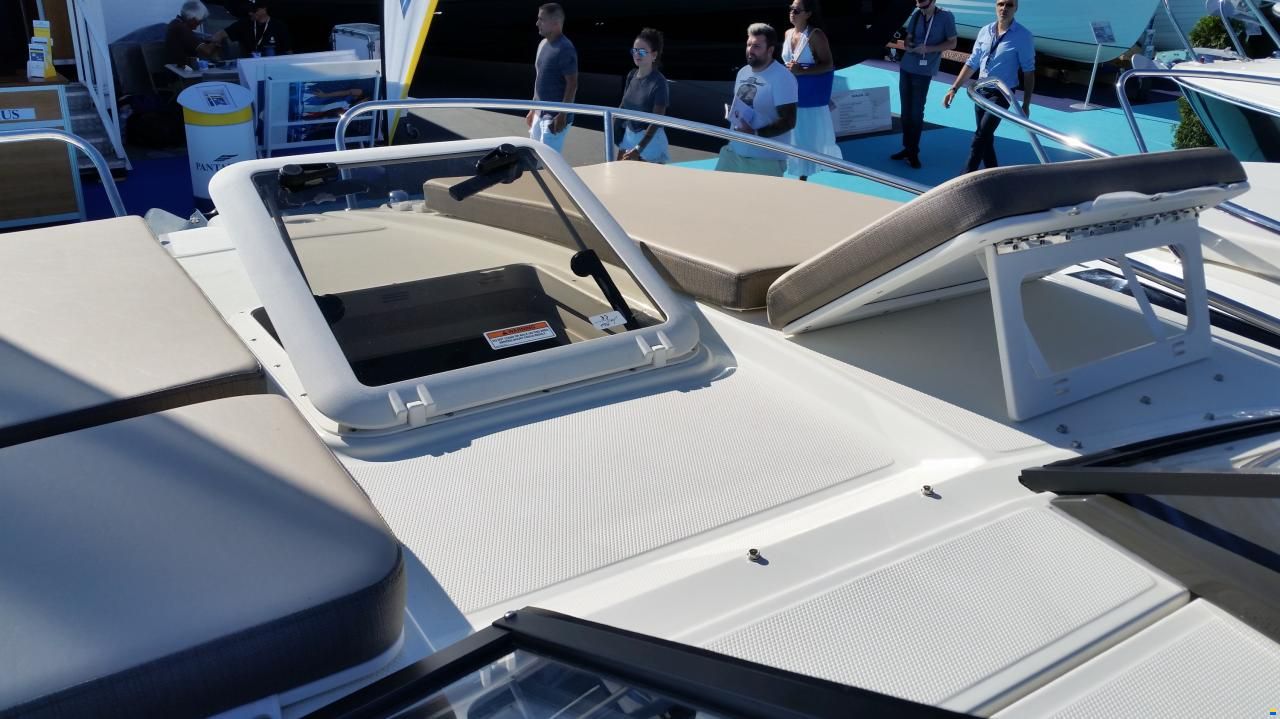 Bayliner VR6 CUO