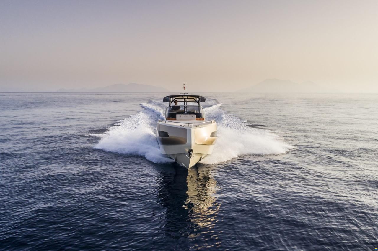 Invictus GT 320