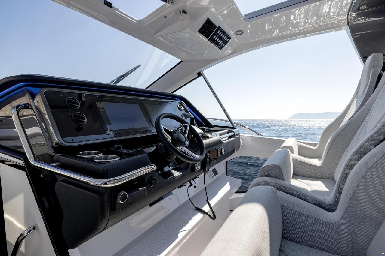 Azimut Verve 42