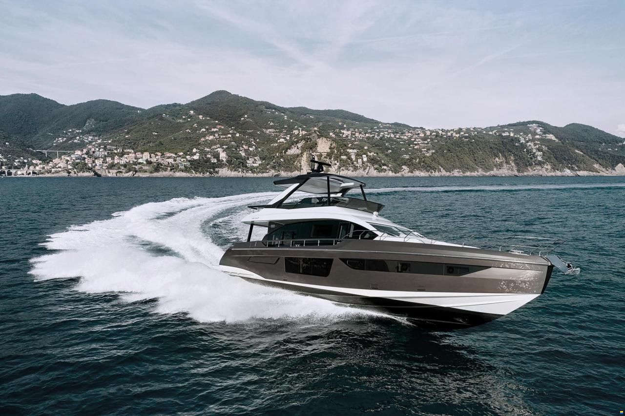 Azimut Fly 68