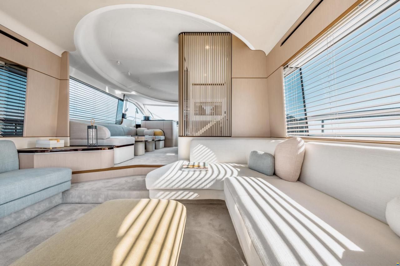 Azimut Fly 68