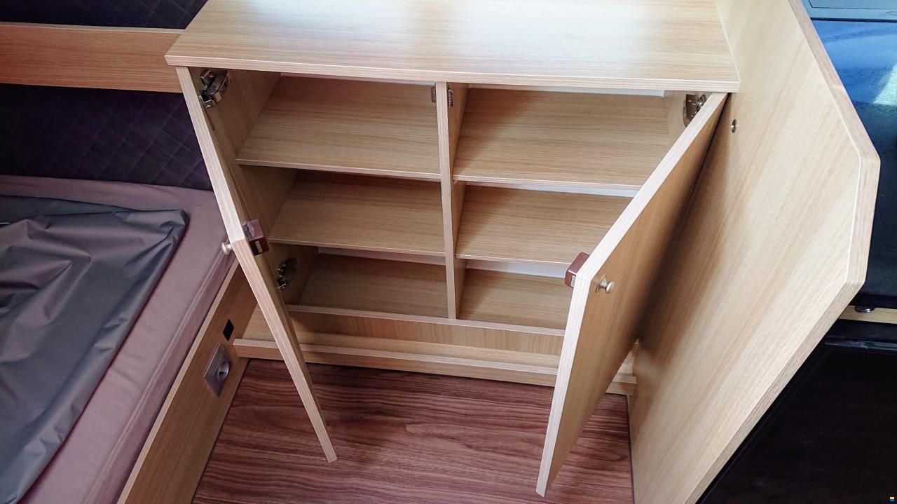 Nautic Yachts 990 / NEON 990