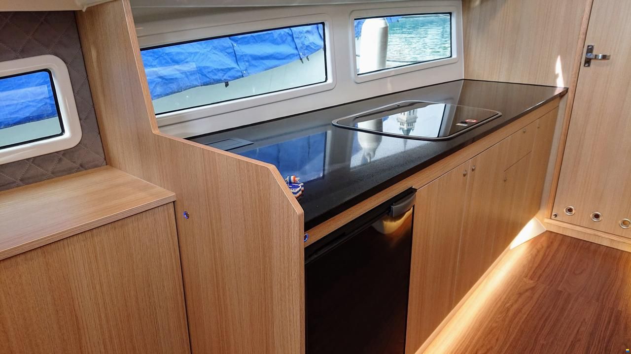 Nautic Yachts 990 / NEON 990