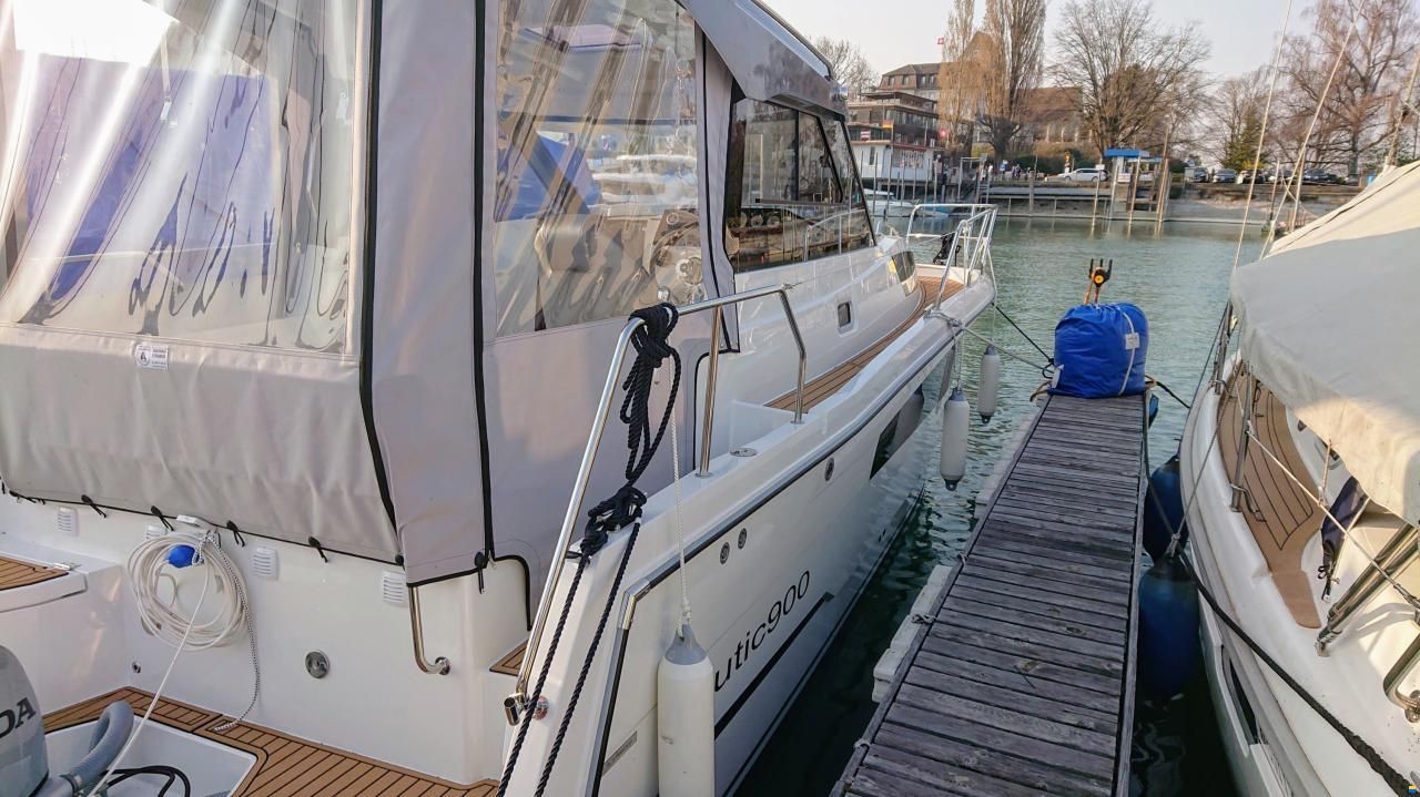 Nautic Yachts 990 / NEON 990