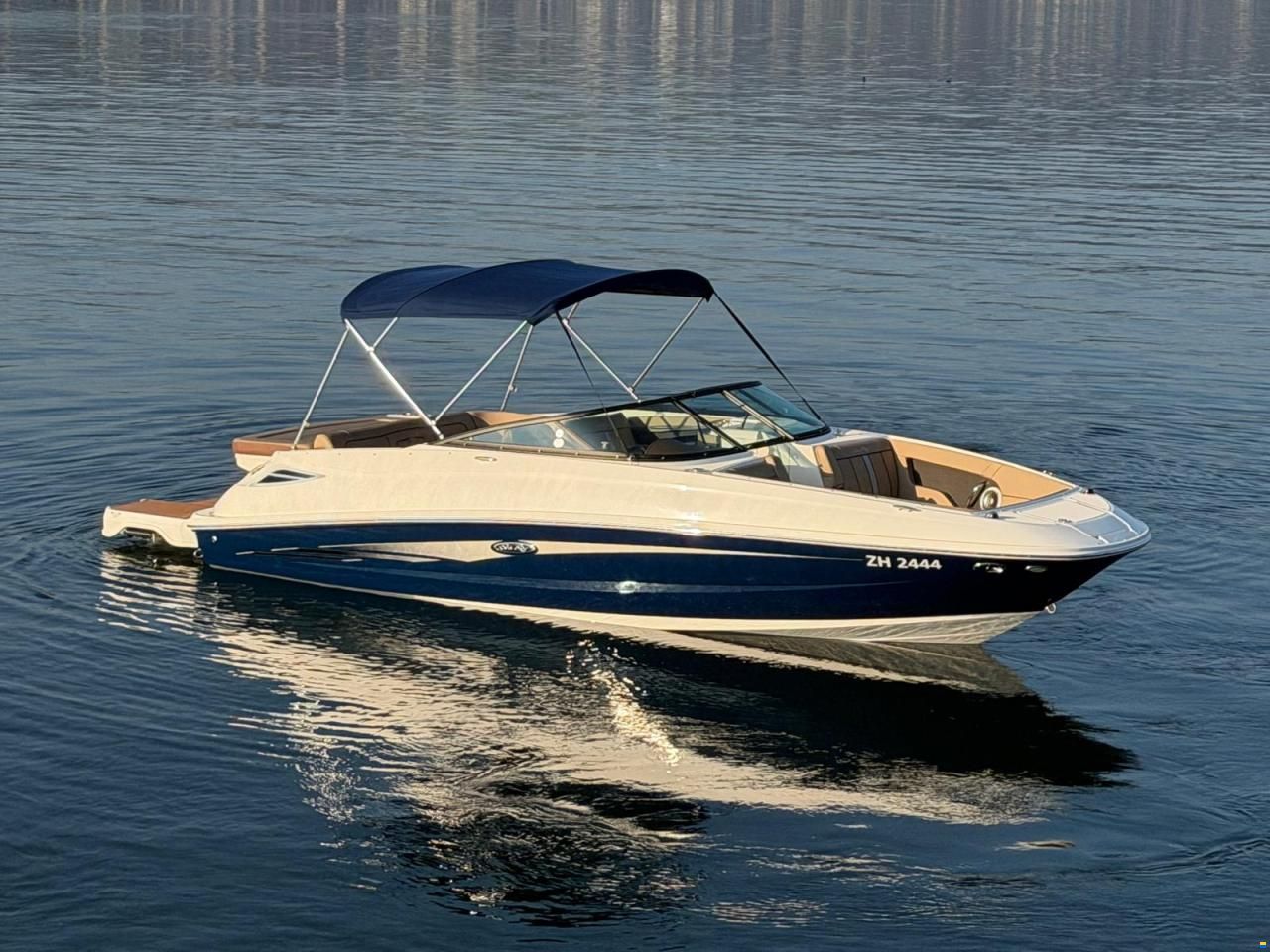 Sea Ray 240 Sundeck