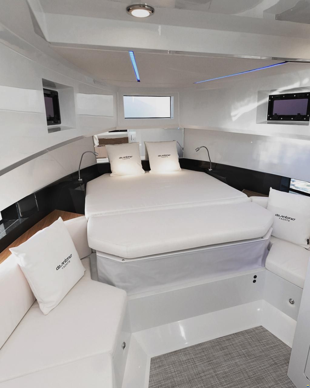 De Antonio D36 Open