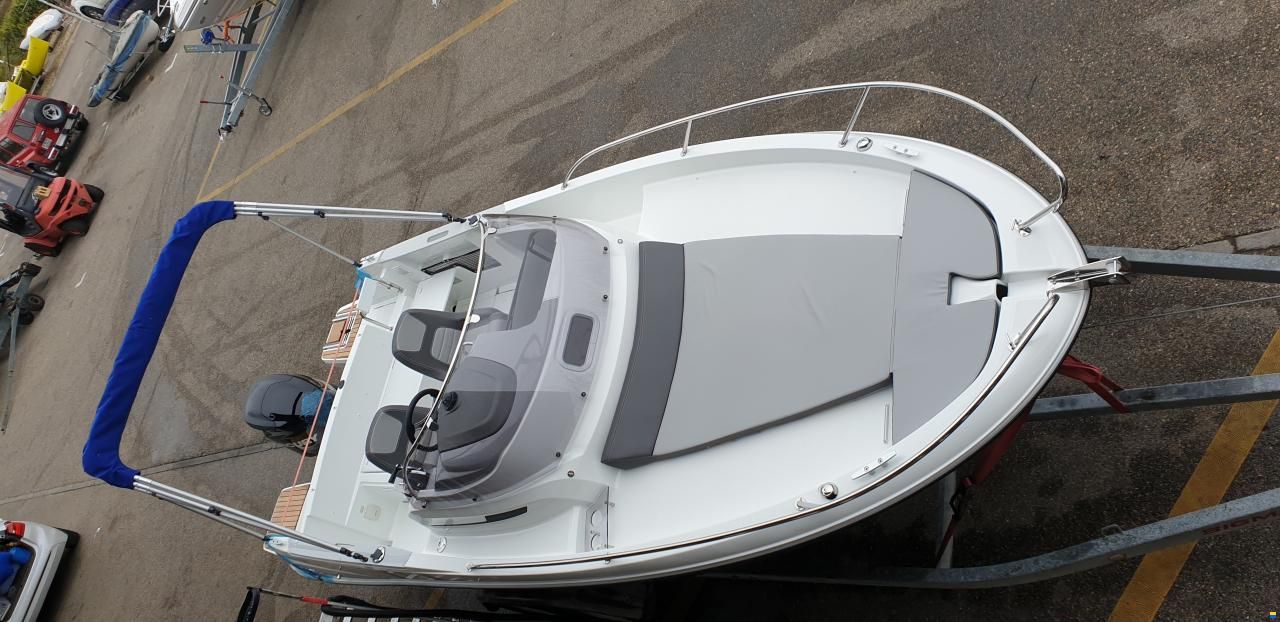 Jeanneau Cap Camarat 6.5 WA series 2