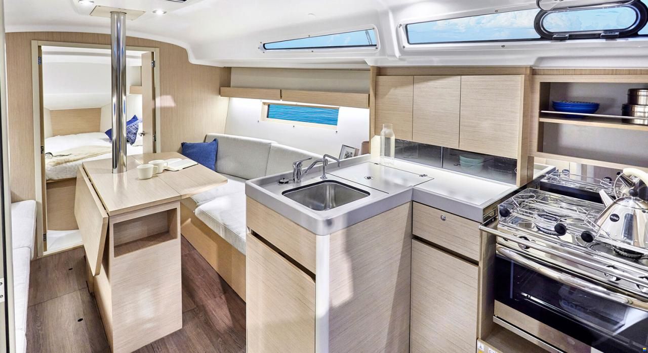 Beneteau Oceanis 34.1