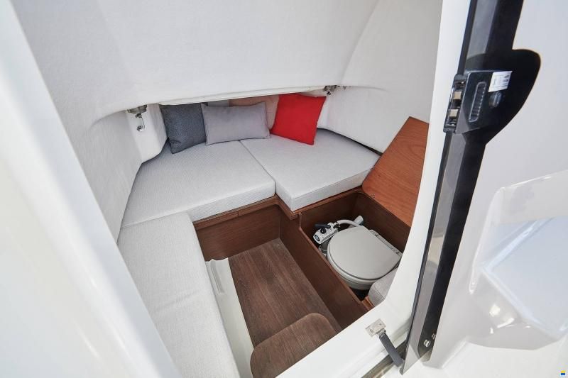 Jeanneau Cap Camarat 7.5 CC Serie 3