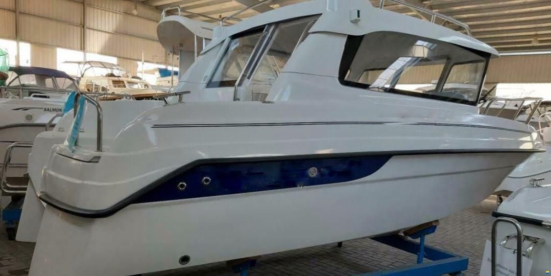 Bella 625 Cabin