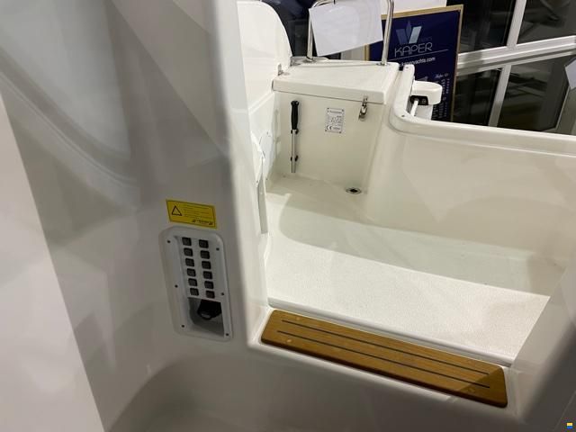Bella 625 Cabin