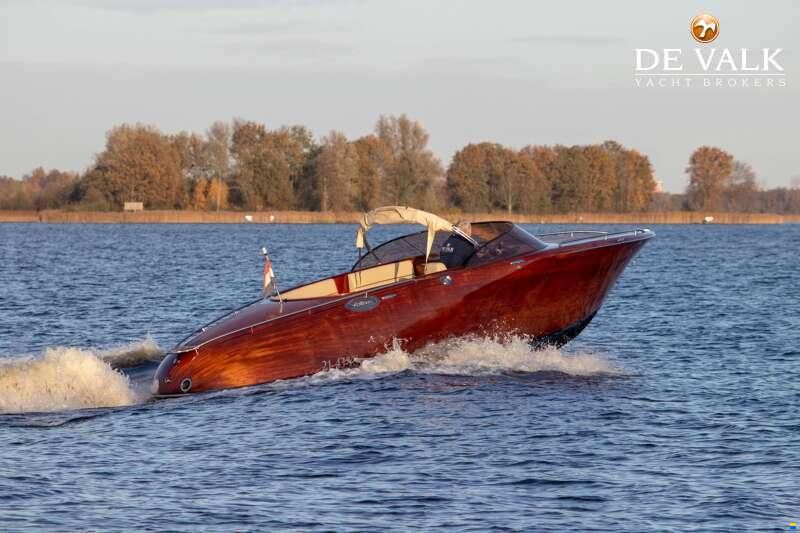 Ventura 28
