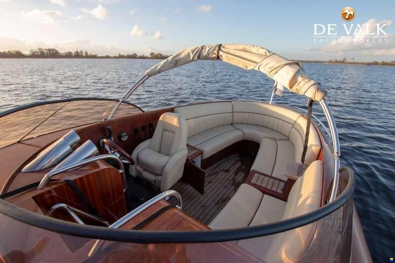 Ventura 28