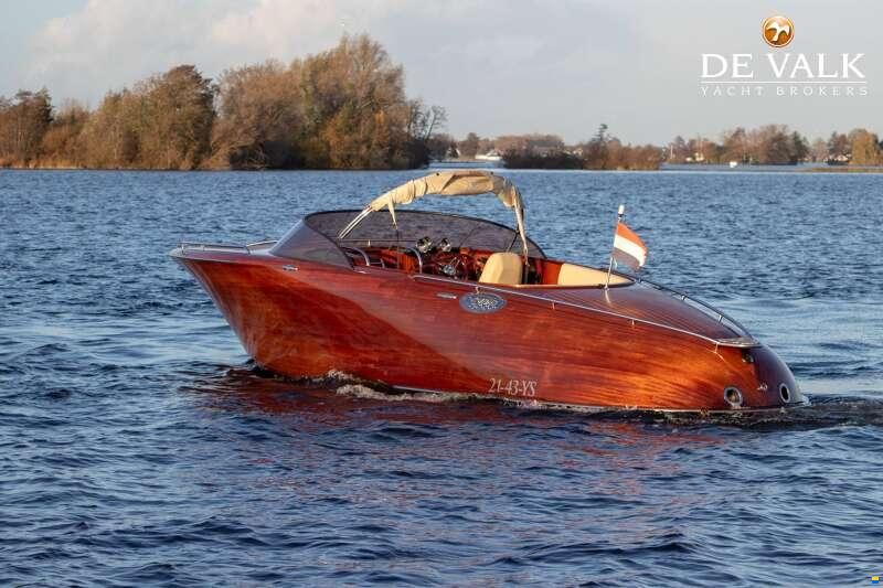 Ventura 28