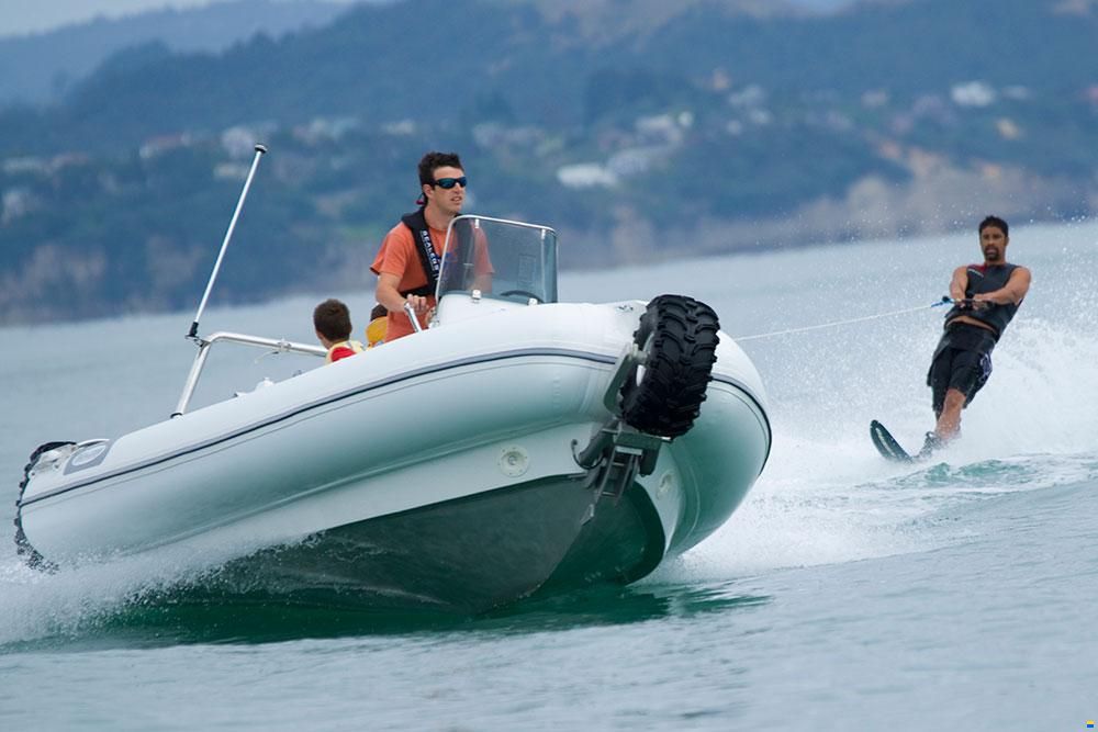 Sealegs 7.1M SPORT RIB