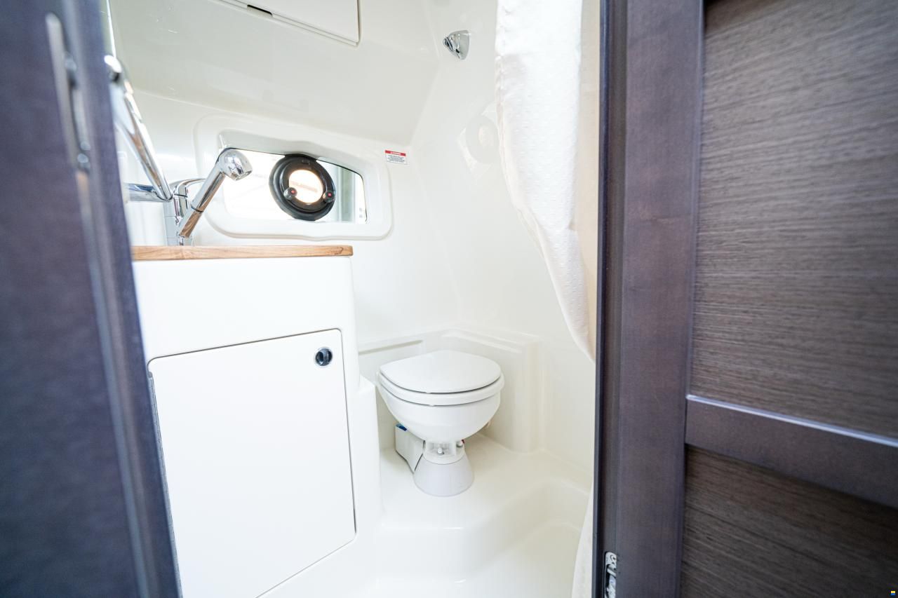 Bayliner Ciera 8