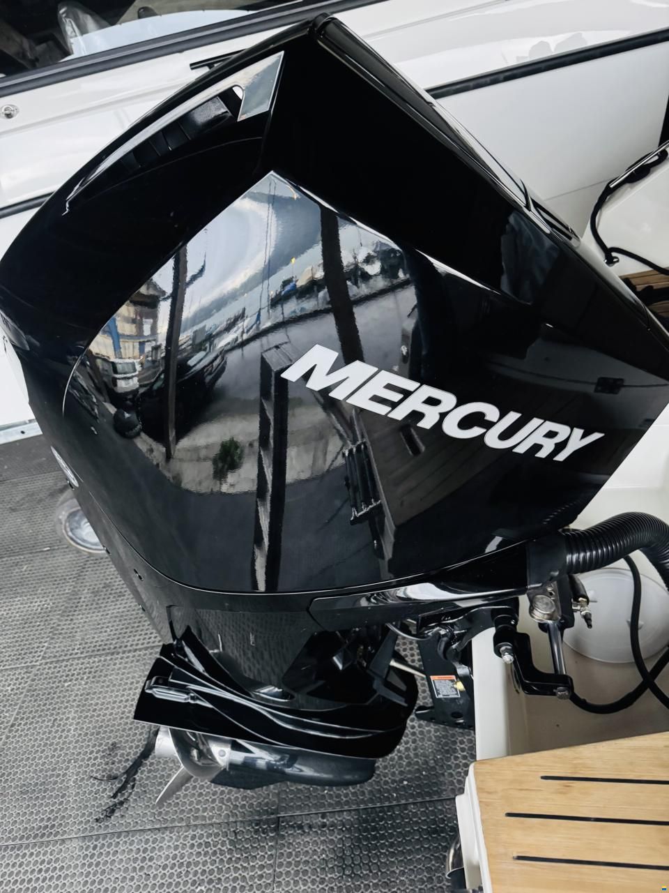 Quicksilver ACTIV 675