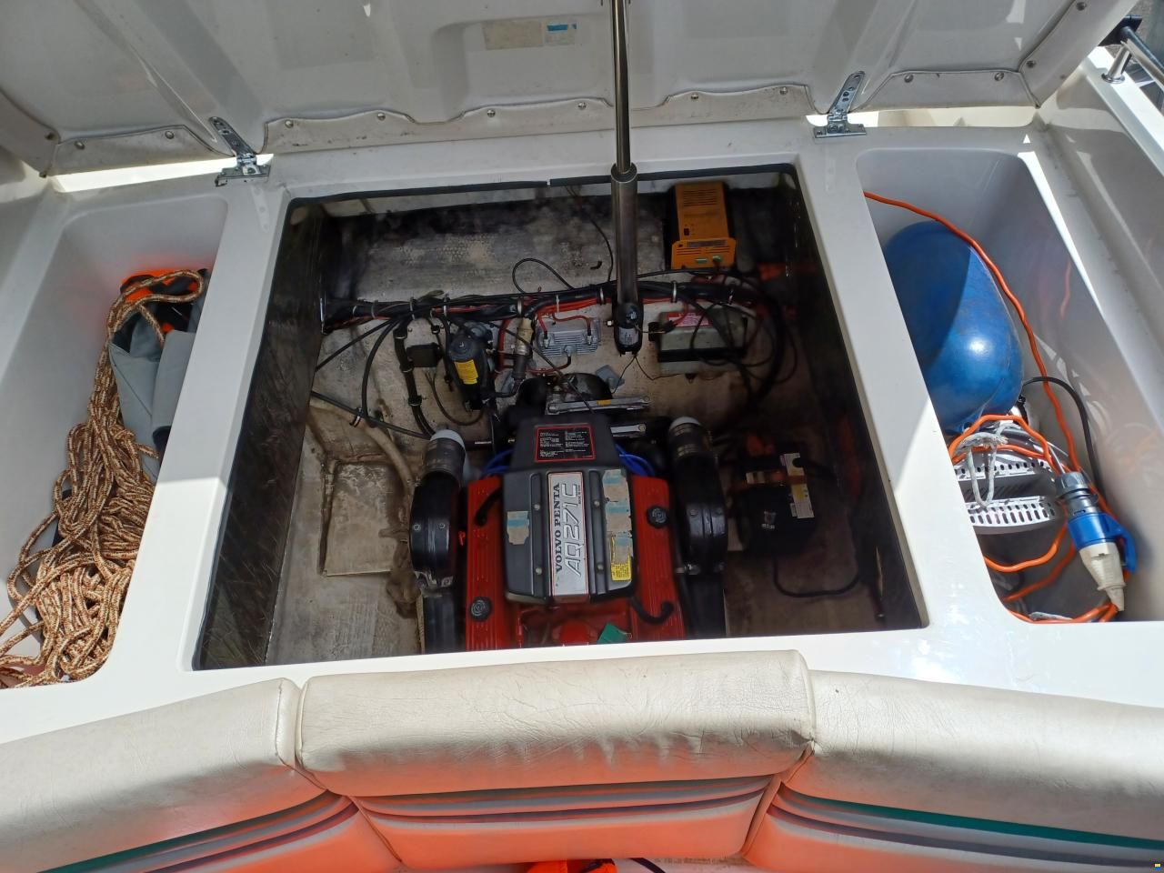 Cruisers 2500 Rogue 25 SP