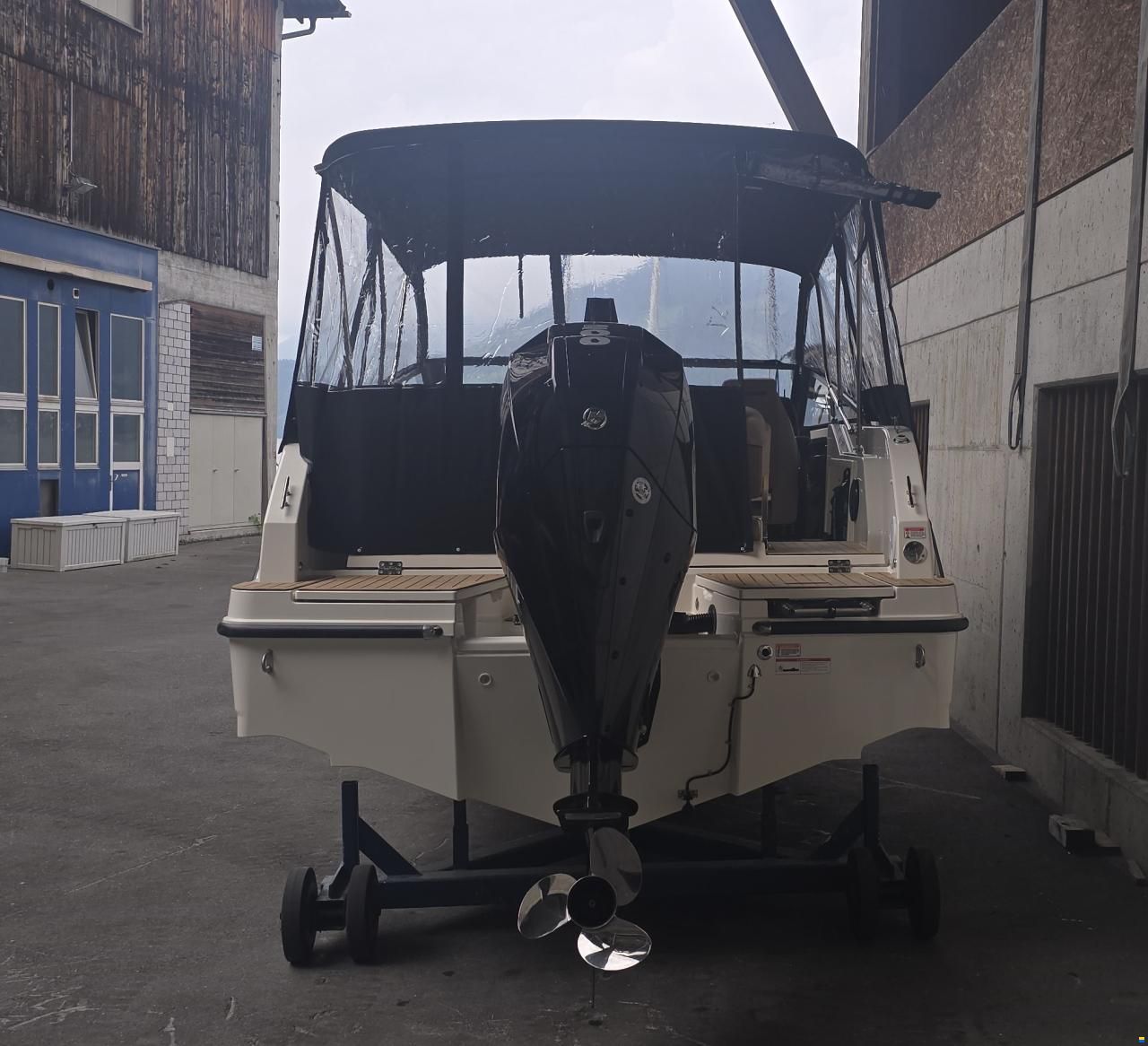 Quicksilver ACTIV 675