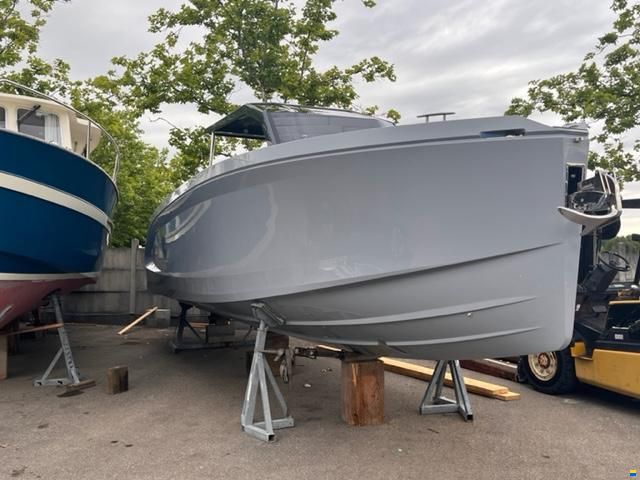 Rand Boats Escape 30