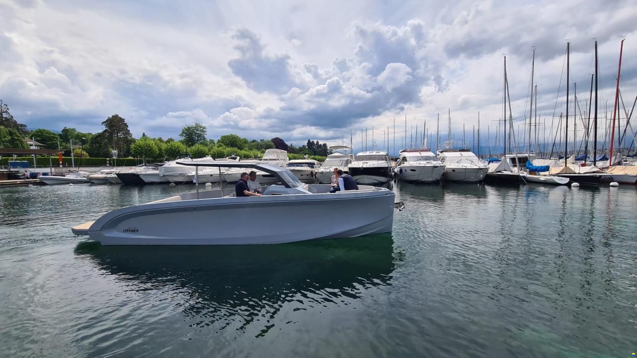 Rand Boats Escape 30