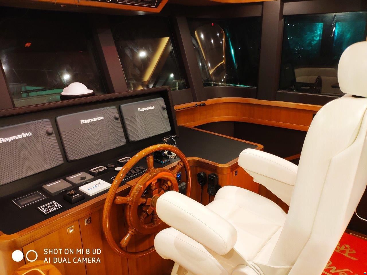 Selene 60' Explorer
