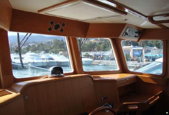 Selene 46'