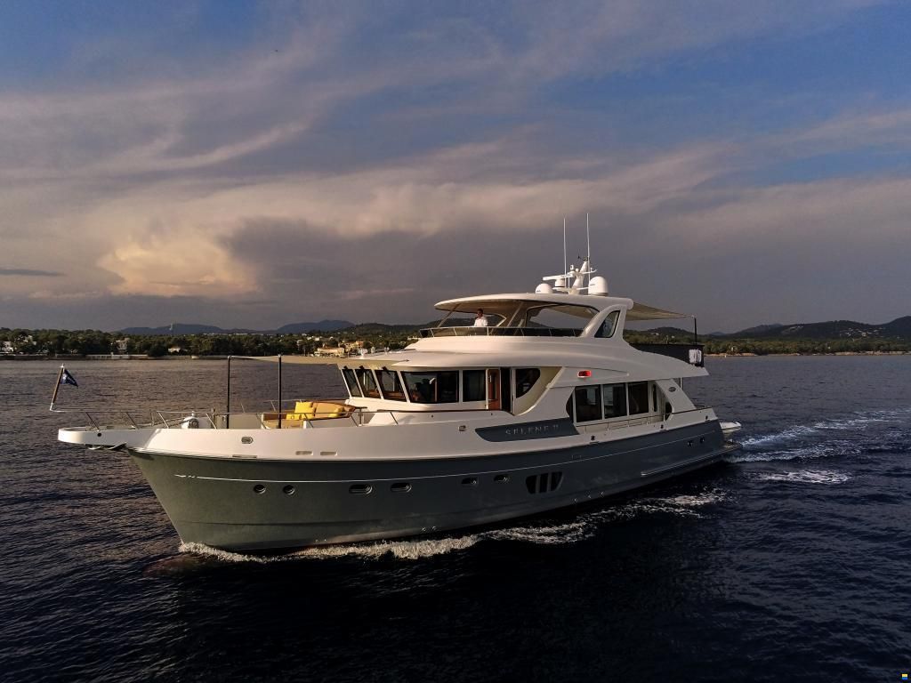 Selene 72 explorer